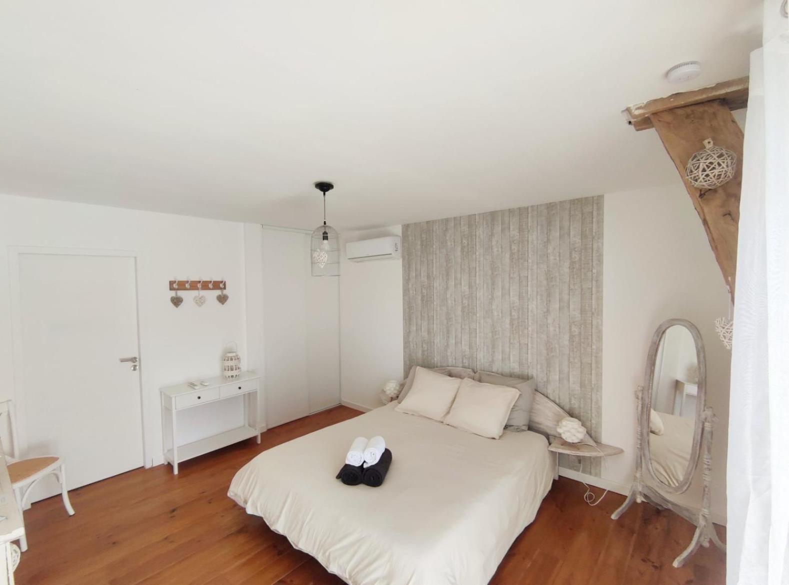 Le Domaine Du Quercy Bed & Breakfast Padirac Bagian luar foto
